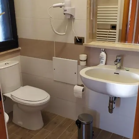 Nero Basalto Azzurro Mare Oda ve Kahvaltı