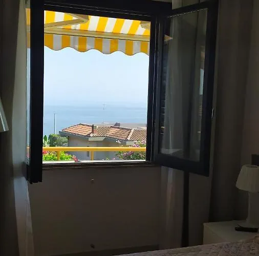 Bed and breakfast Nero Basalto Azzurro Mare