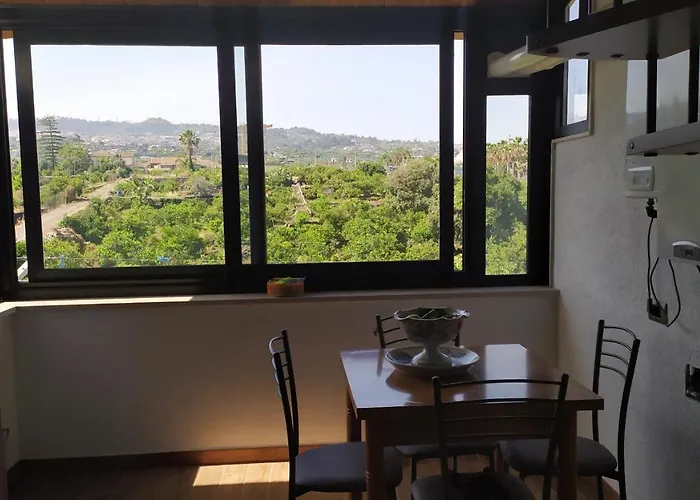 Bed and breakfast Nero Basalto Azzurro Mare 2*