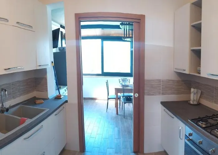 Nero Basalto Azzurro Mare 2* Aci Castello