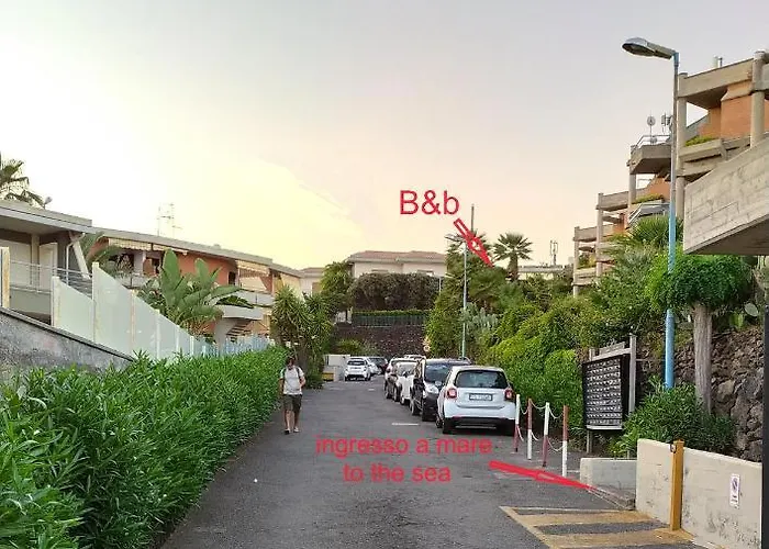 Nero Basalto Azzurro Mare Bed and breakfast 2*